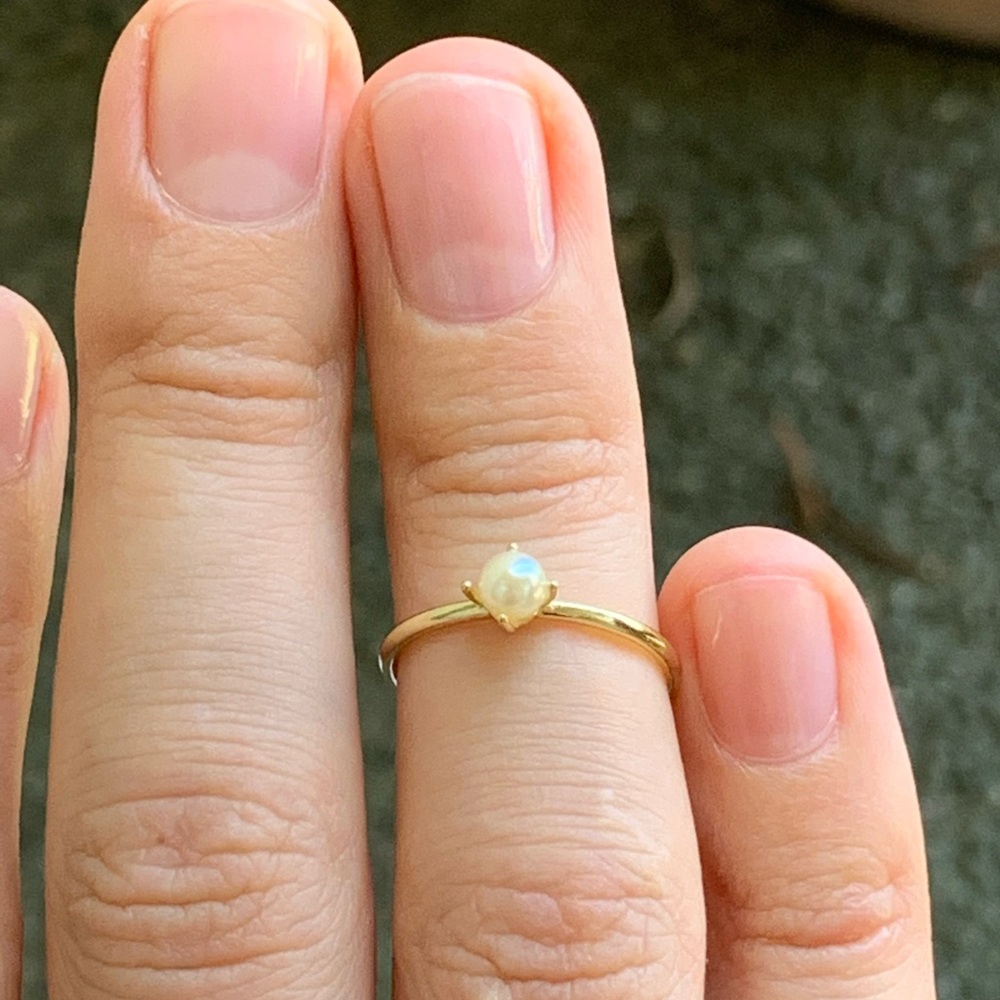 Gorgeous Ring For Women Delicate Mini Pearl - Picture 5 of 9